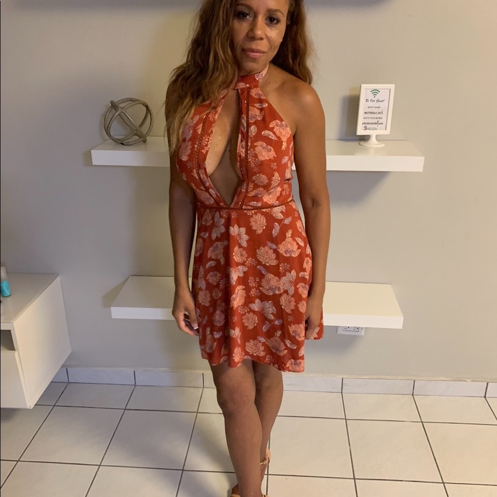 Low plung dress